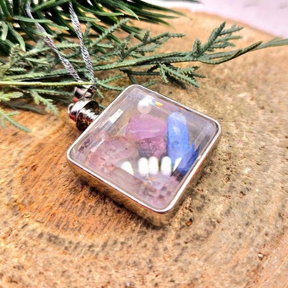 Nature Super Seven Mixed Floating Crystals Square Pendant Necklace - Picture 5 of 10